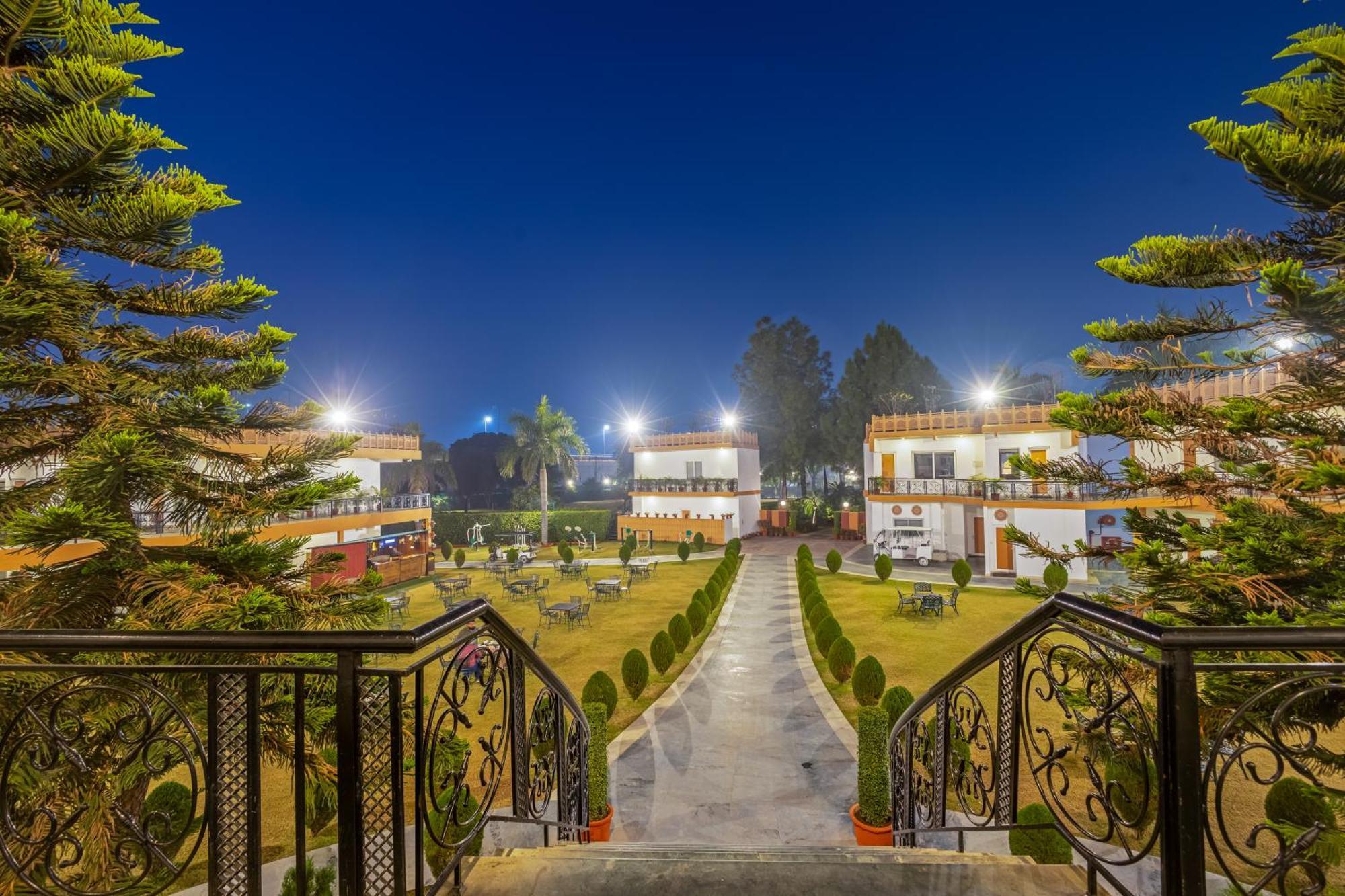 Aapno Ghar Resort & Amusement Park Gurgaon Dış mekan fotoğraf