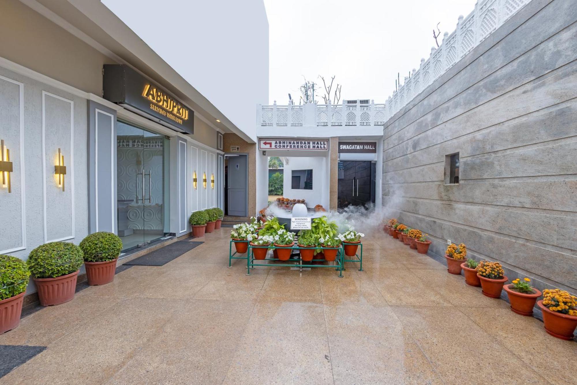 Aapno Ghar Resort & Amusement Park Gurgaon Dış mekan fotoğraf
